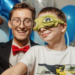 3. Начало праздничной программы с ведущим